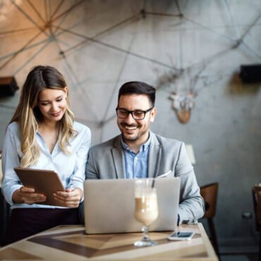 coworker-business-colleagues-working-together-office